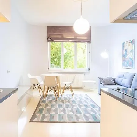 Old Moko Rozana By Vaya * Warschau